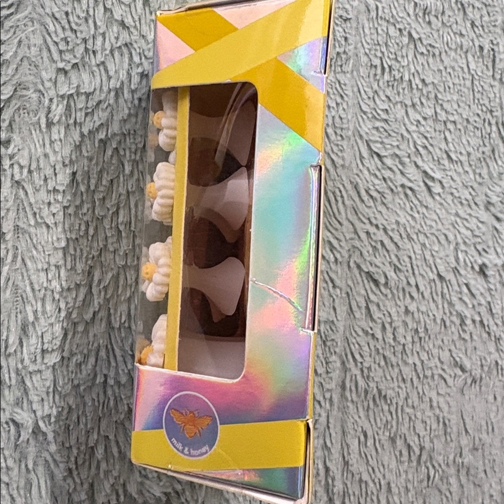 Bundle Set NWT - image 10